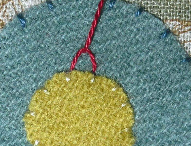 Year-of-the-pig-flower-fly-stitch-2.gif