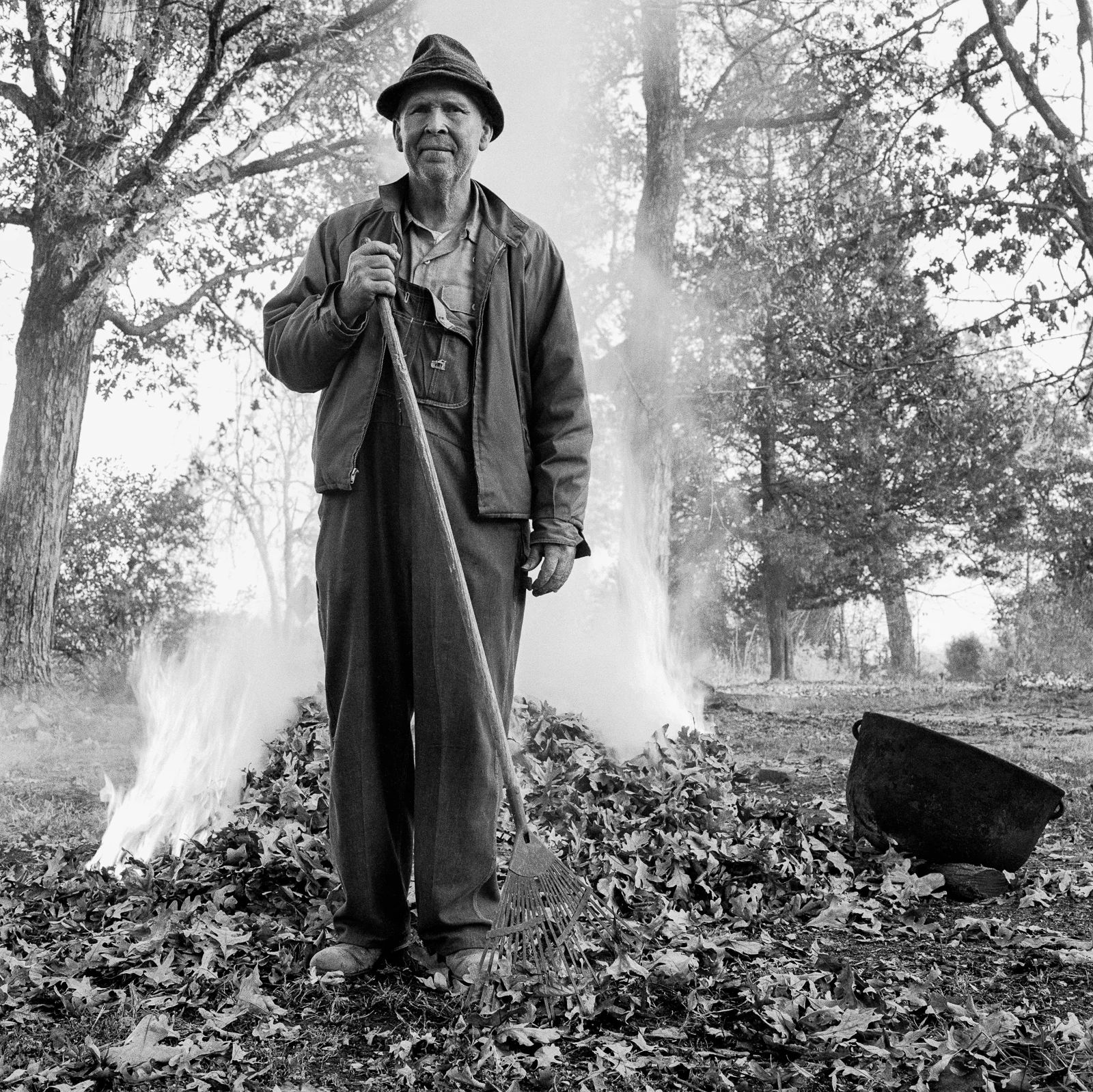  Leaf burning, Bahama 1980 