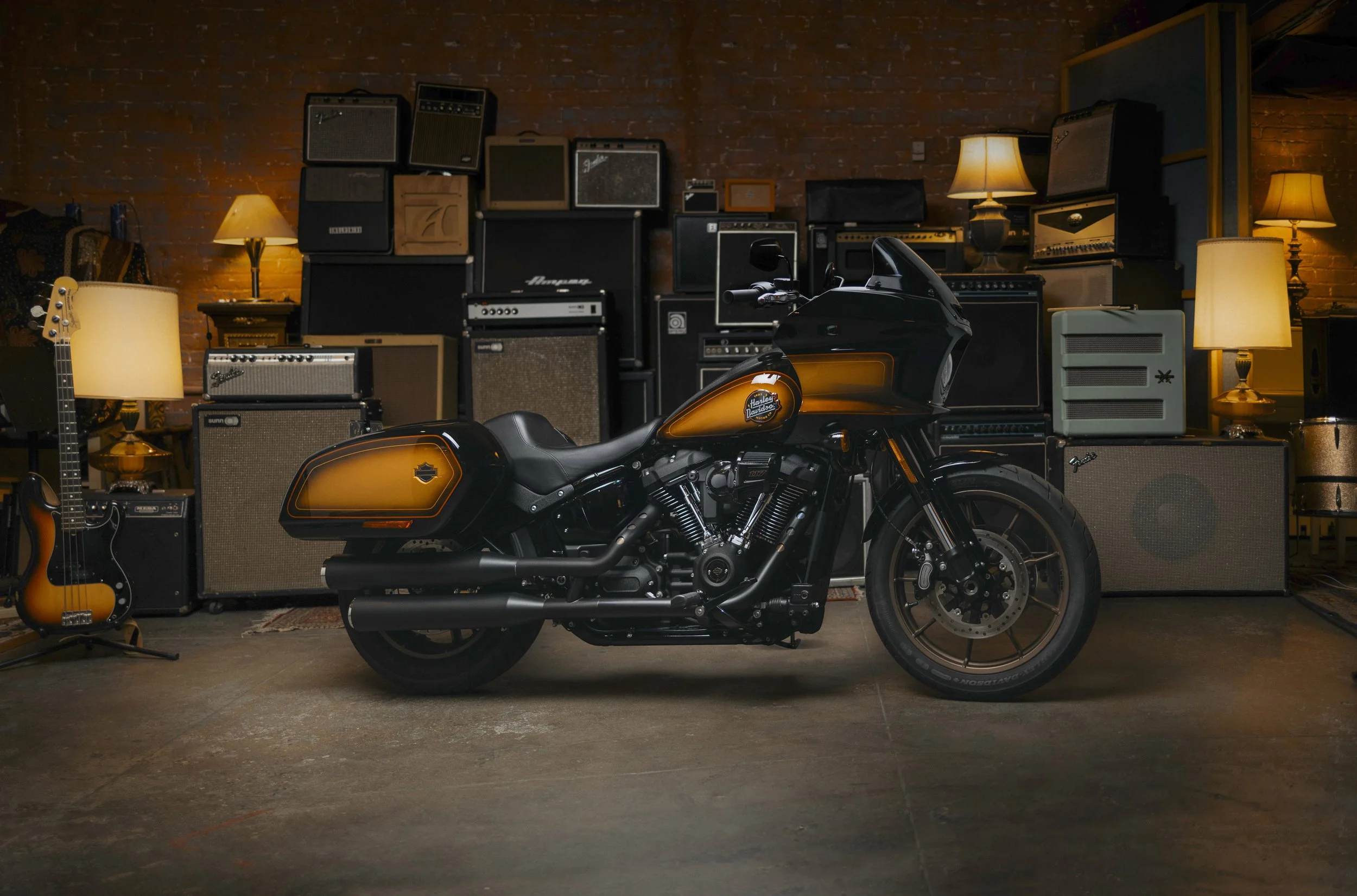 MY24-Enthusiast-FXLRST-Beauty-0001-JC copy.jpg