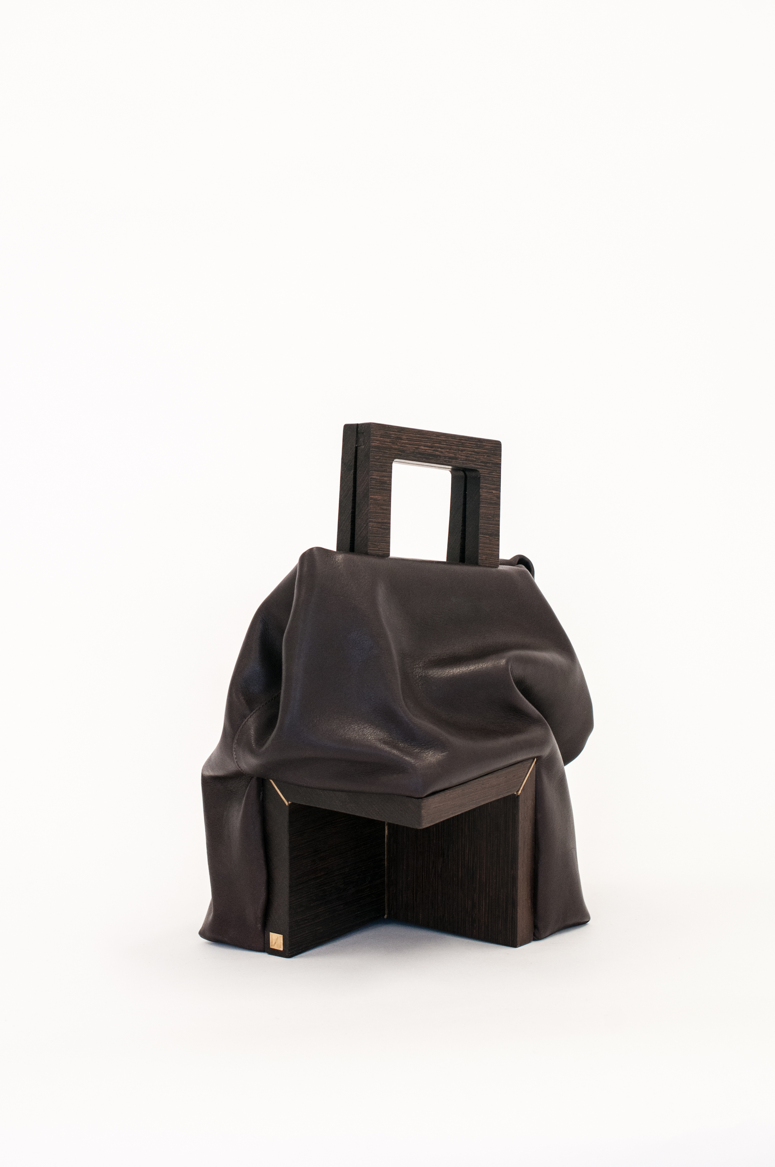 CORNER BAG