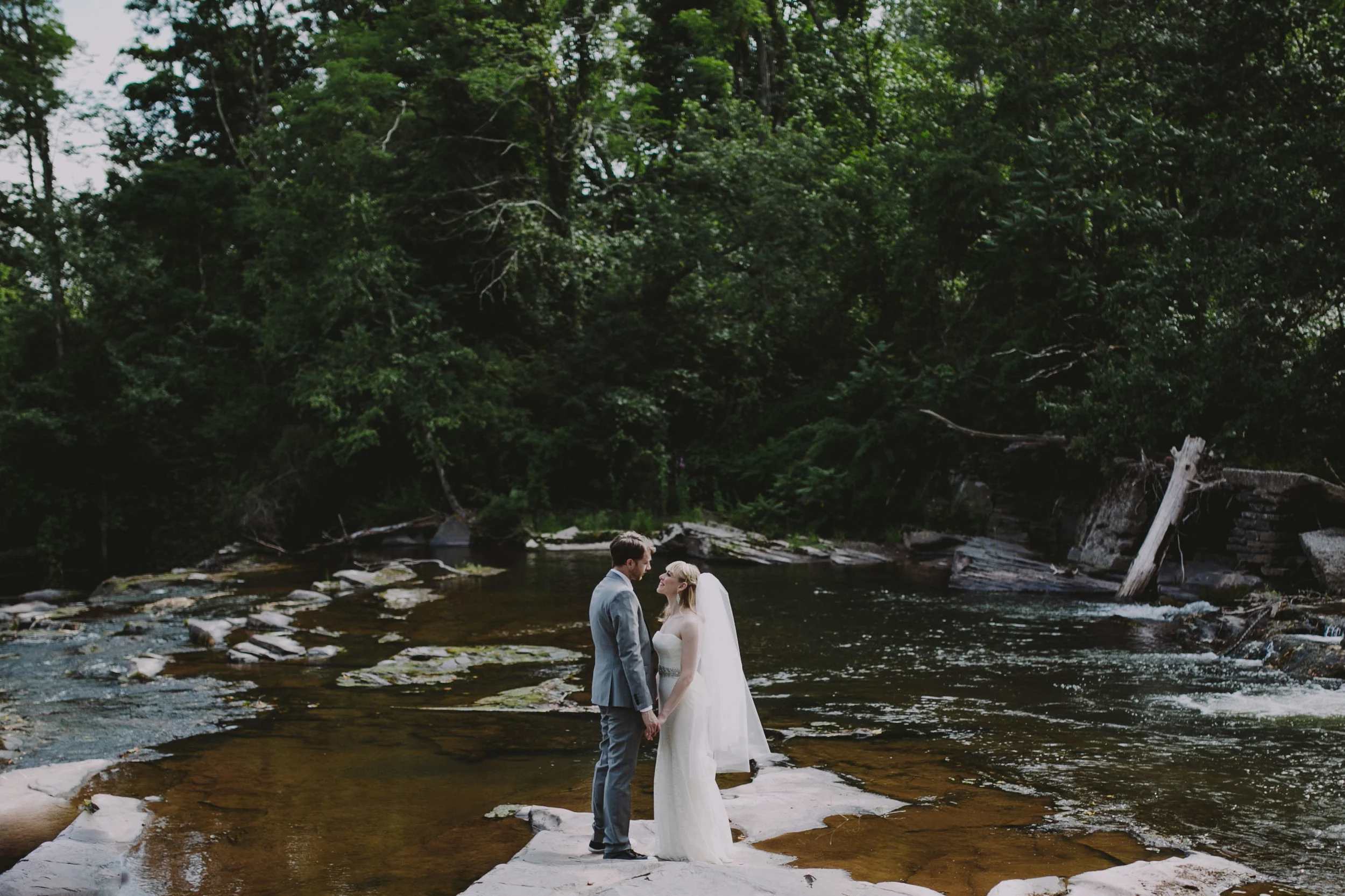 THE_KAATERSKILL_WEDDING-293.jpg