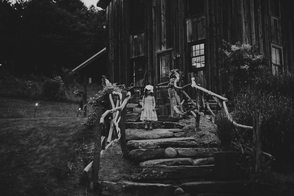 MapleShadeFarmWeddingPhotographer_Chellise_Michael-24.jpg