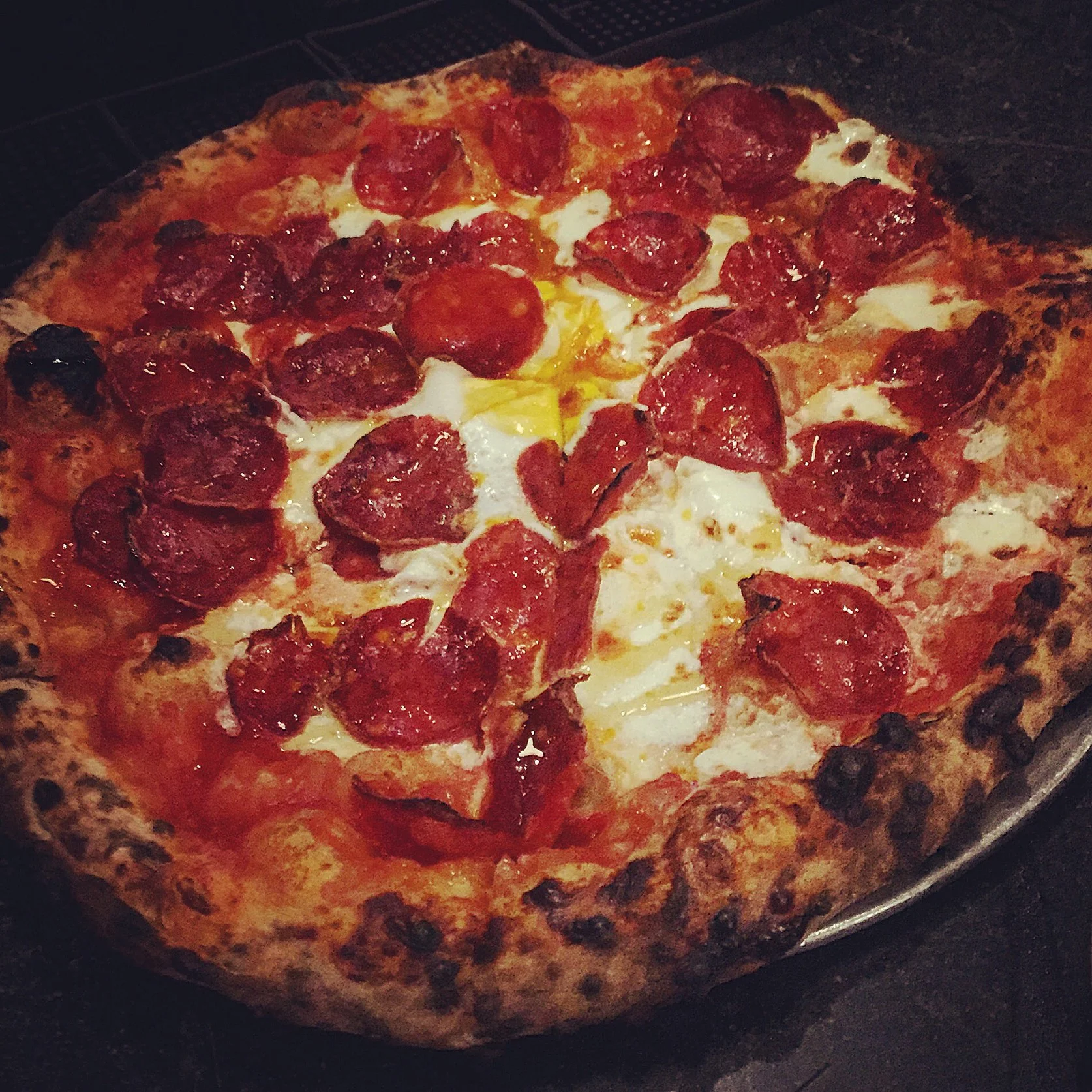 I ordered a pizza, a Beekeeper’s Lament, with extra toppings to be able to observe how their POS system works when you need to add on ingredients