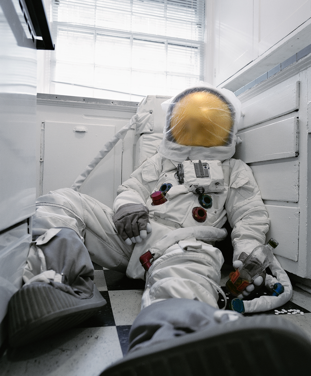 Sara_Phillips_Astronaut_Suicides_04.jpg