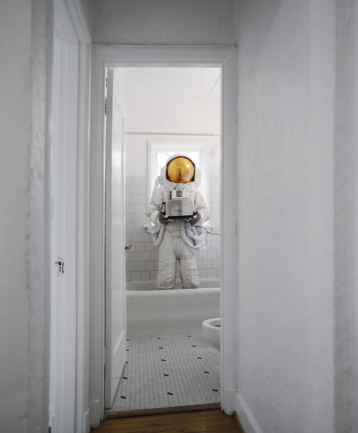 Sara_Phillips_Astronaut_Suicides_05.jpg
