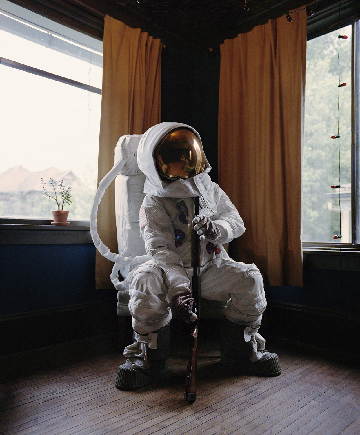 Sara_Phillips_Astronaut_Suicides_09.jpg