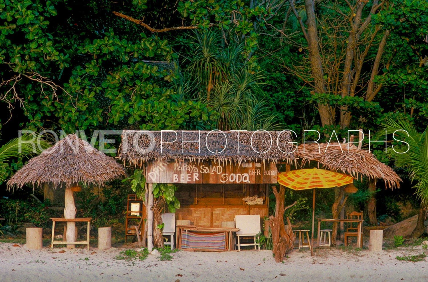 Island bar, Thailand
