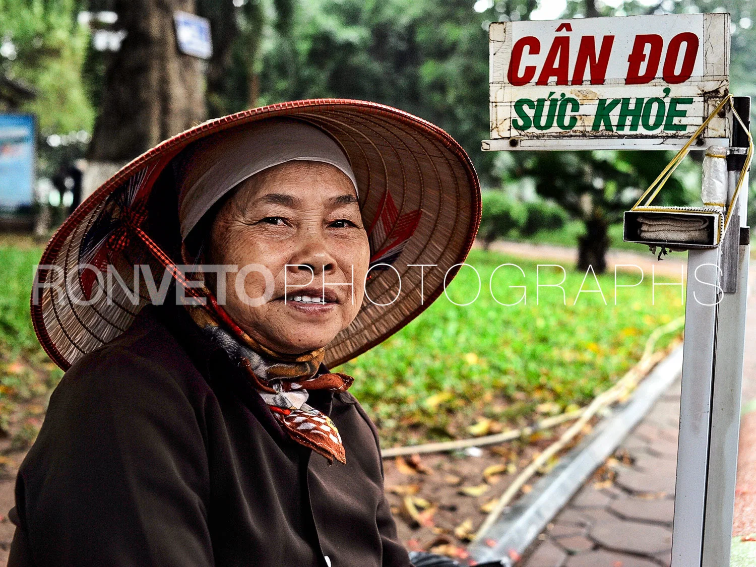 Scale Lady, Hanoi, North Vietnam
