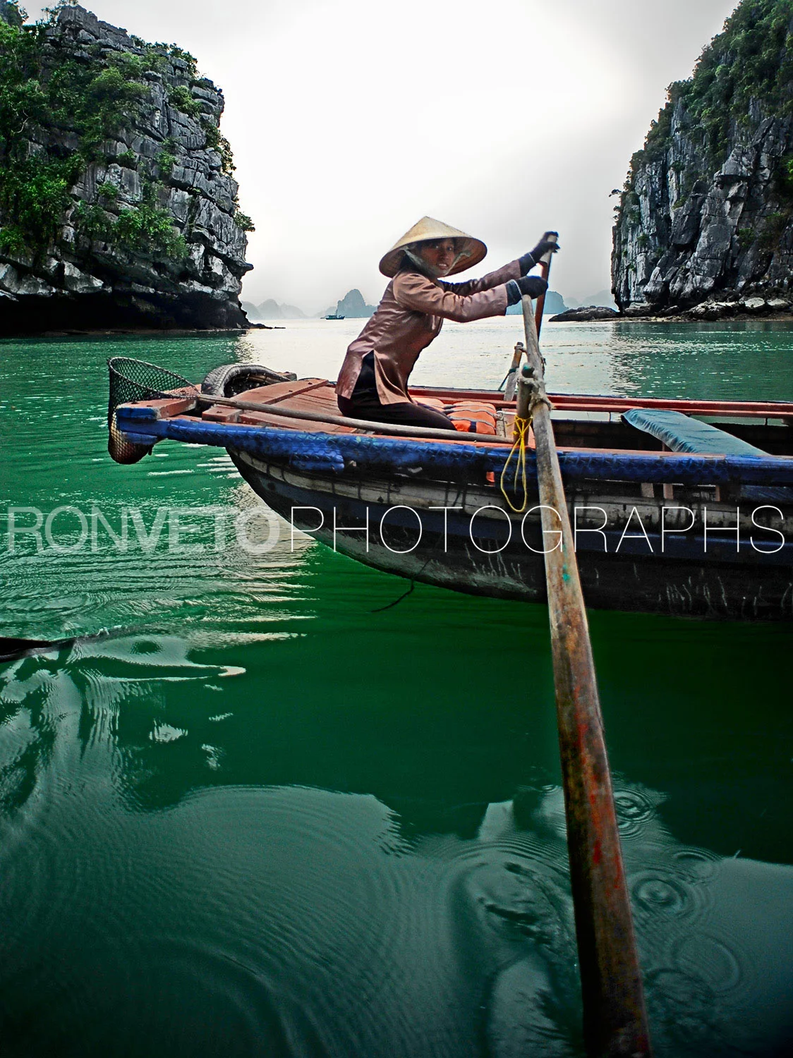Ha-Long taxi, Ha-long Bay, North Vietnam
