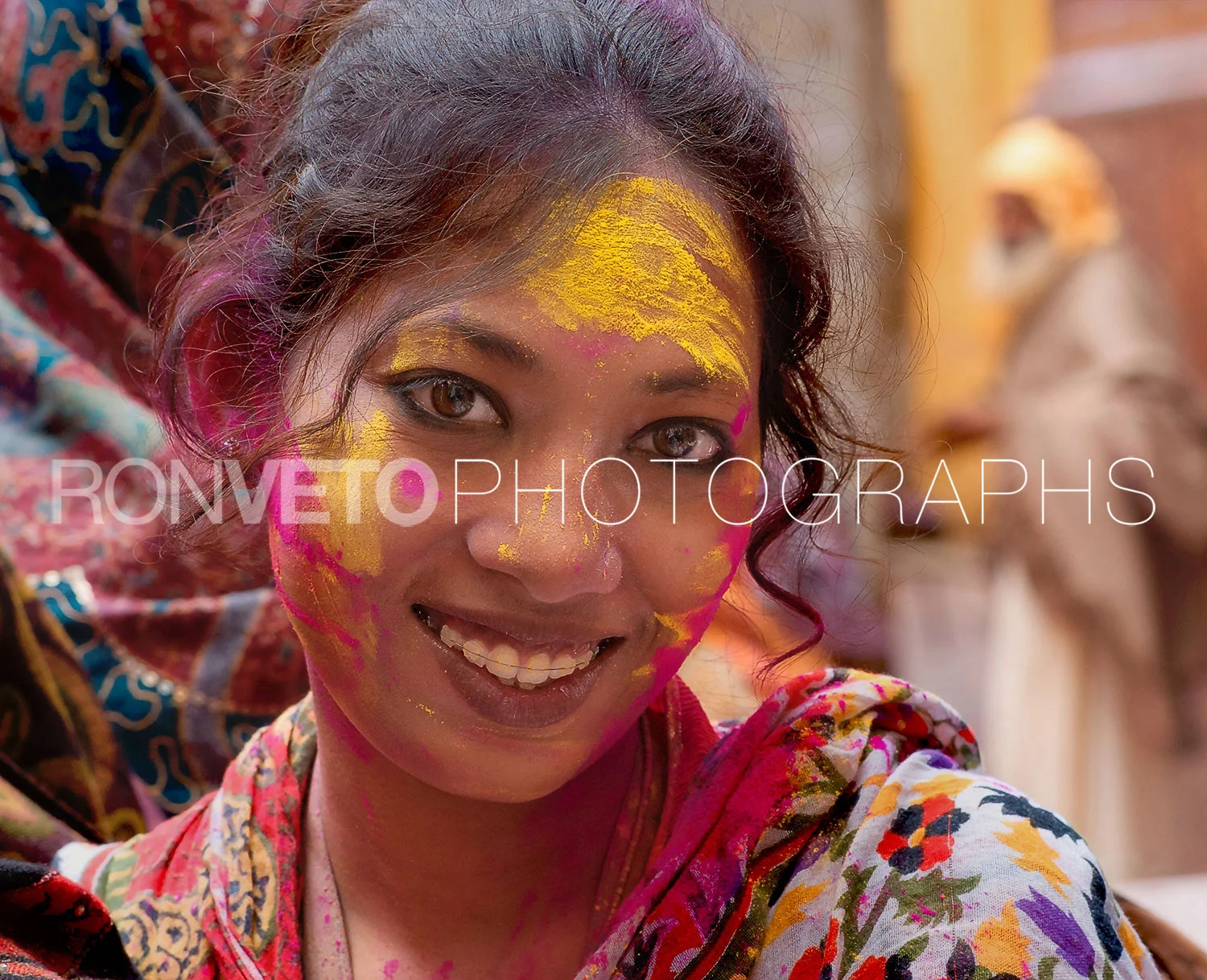 Pretty Holi girl, Vrindavan, Indai