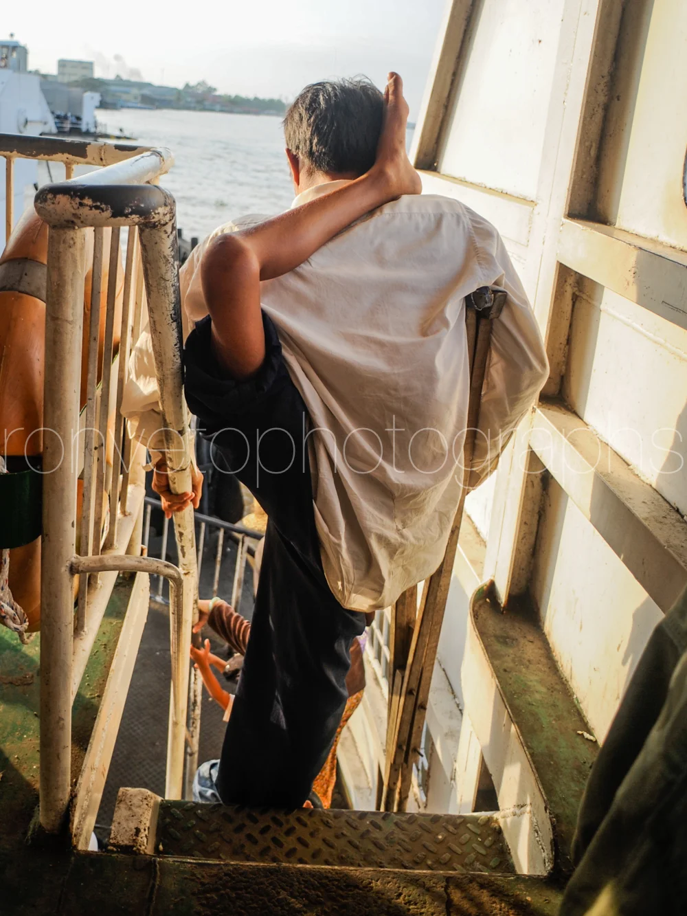 One leg, no problem, Mekong river, Vietnam/Cambodian border