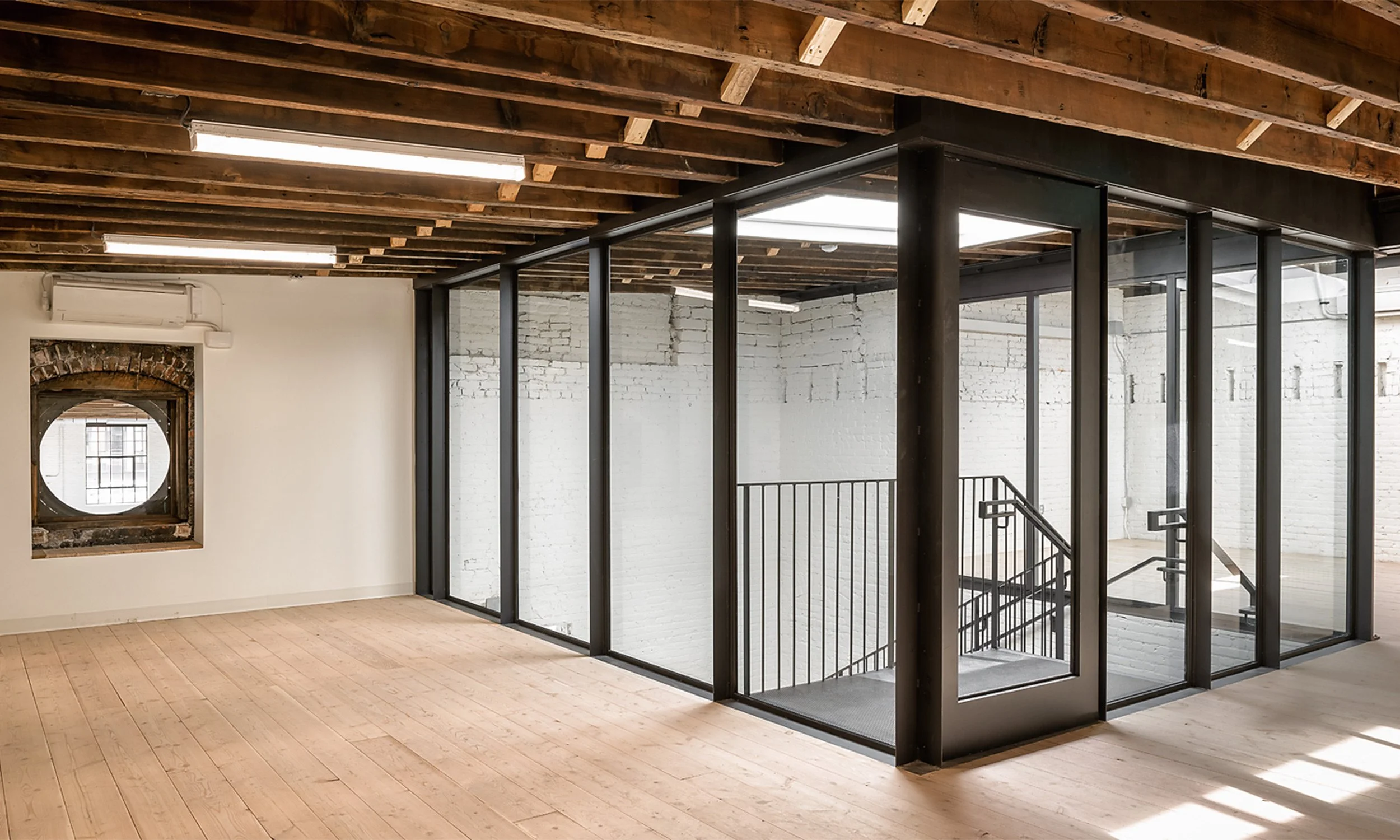 Gallatin-Laundry-Building_Photograph_INT_Level-2-Office_01.jpg