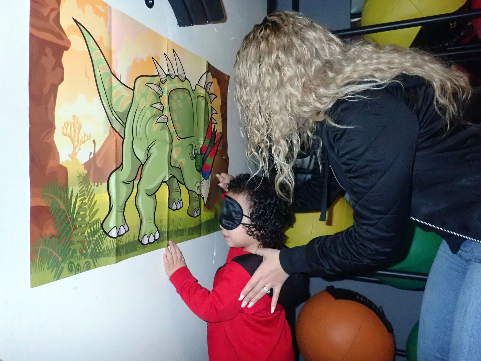 Pin horn on Dinosaur game.jpg