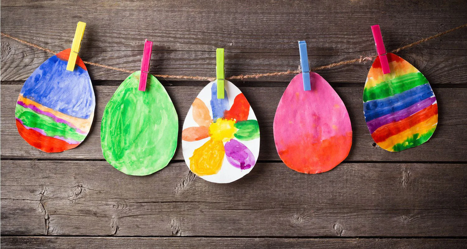 Easter egg garland.jpg