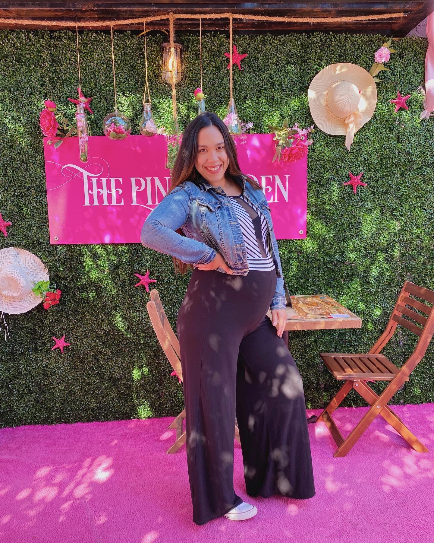 About yesterday💕🌿
Posting this now because yesterday was a long day for this pregnant chick who hasn&rsquo;t done much hanging out lately🤰🏻and I&rsquo;m just now recovering from my night out &ldquo;hangover&rdquo;.😩😂
#thepinkgarden 
.
.
.
.
.
#