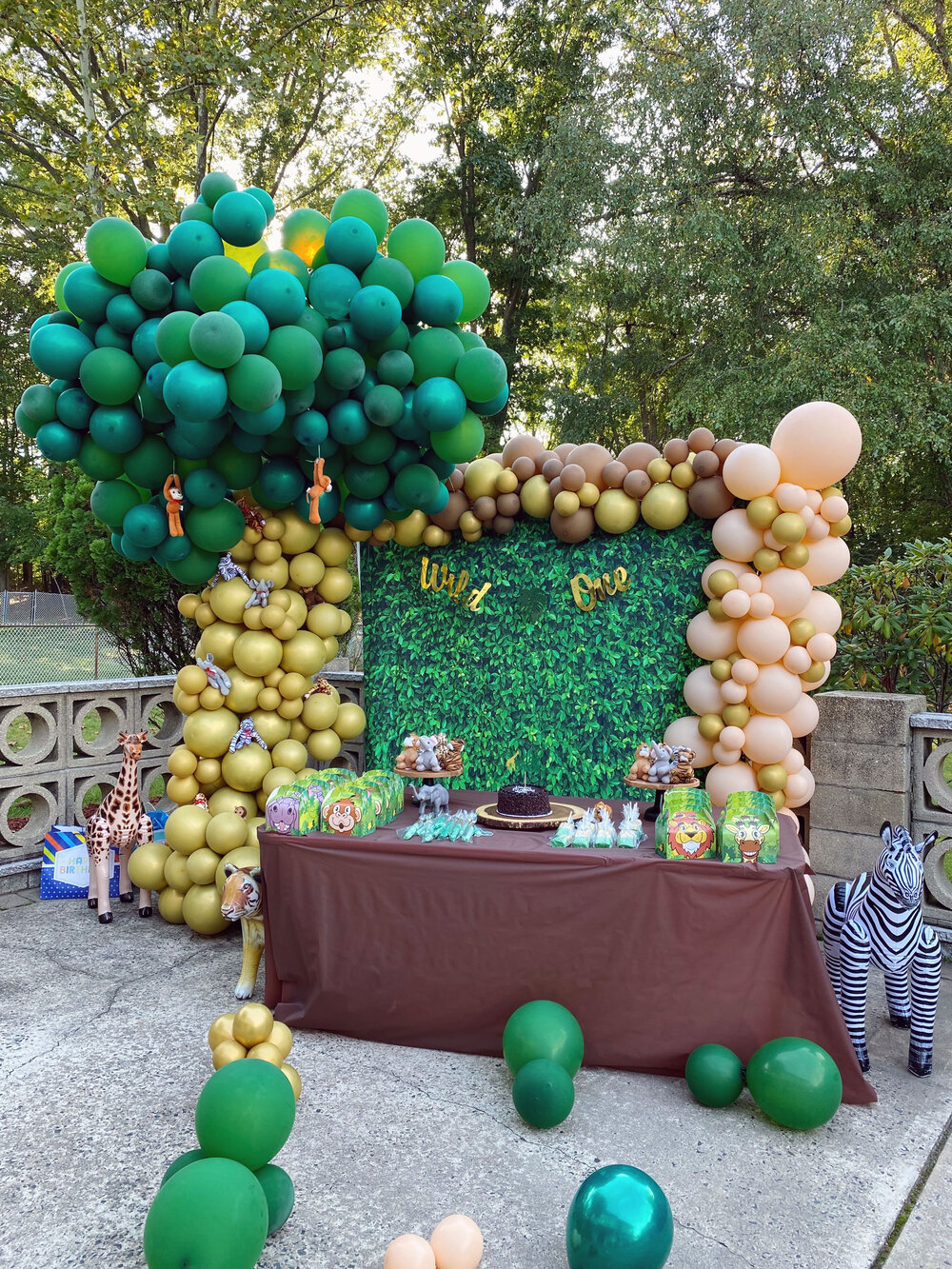 Safari-Wild-One-birthday-decor-ideas.jpg