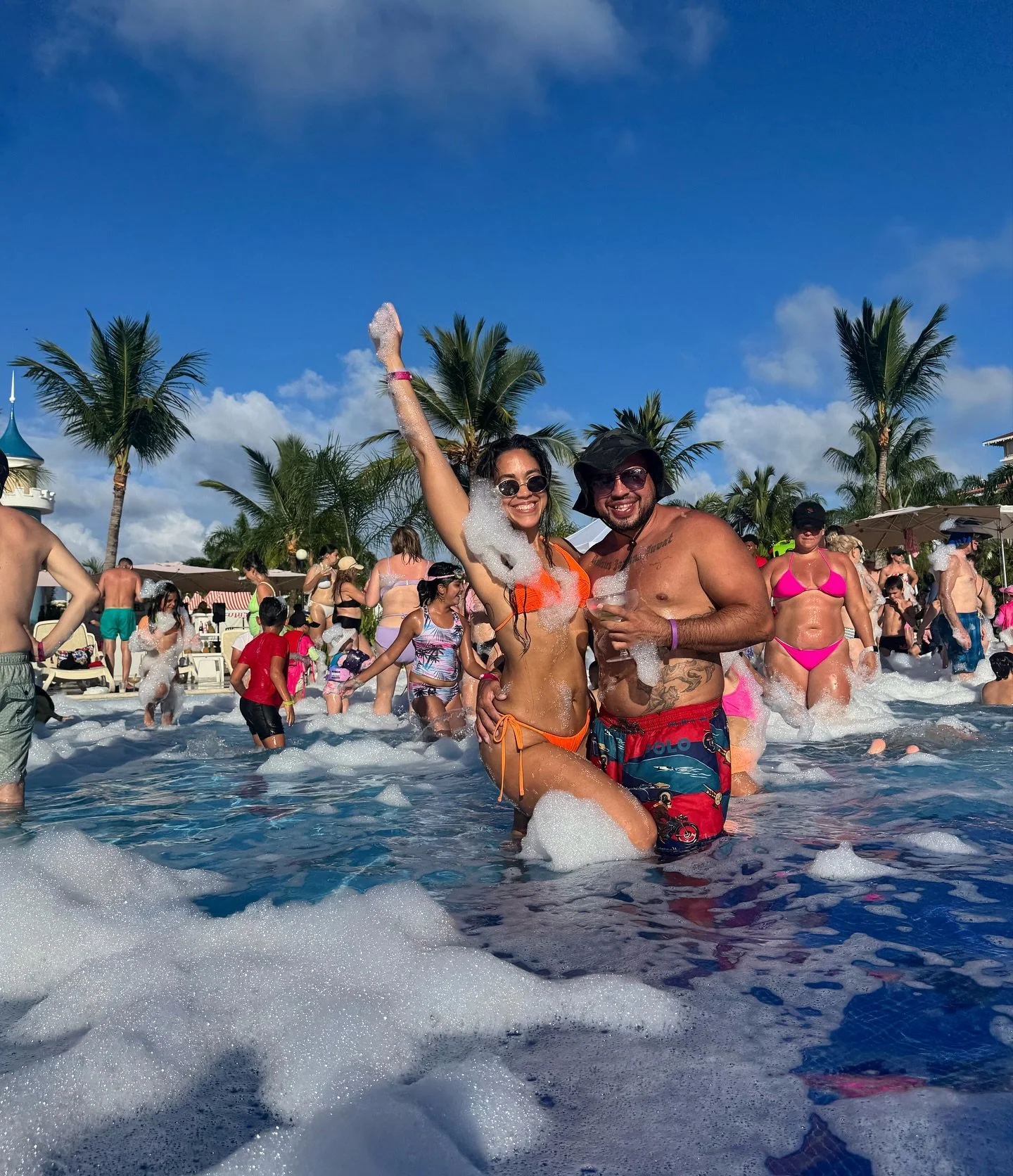 foam party vibes🌴☀️💦🫧🩵🍹

@bahiaprincipehotels #travelgram #familytravel #foamparty #bikinibod #puntacana #familygoals #domimicanrepublic #republicadom&iacute;nicana