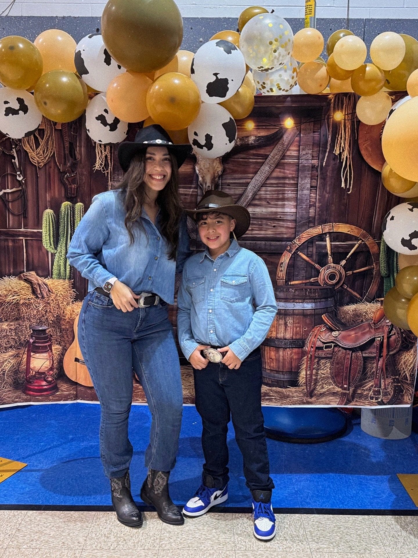 It&rsquo;s our birthday! 🎂❤️

Both lefties. Dreamers.
We carry our hearts on our sleeves.
A little clumsy (lol).
Deep feelers. Empathetic.

So my twin&hellip; God made sure we shared the same birthday.

10 years later and you will forever be my grea