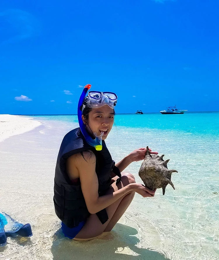 Beach in Maldives.jpg