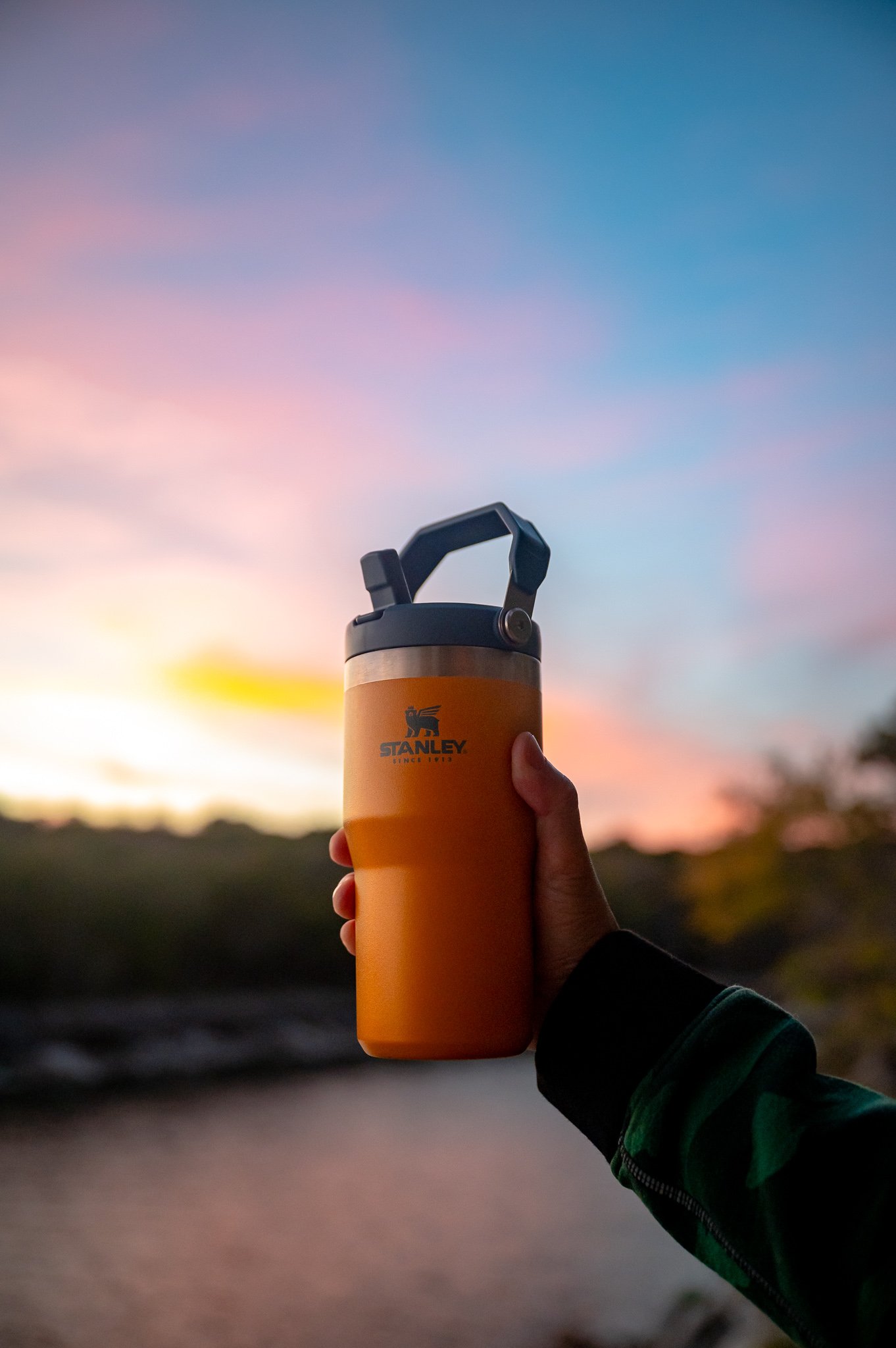 Stanley Classic Iceflow Flip Straw Tumbler