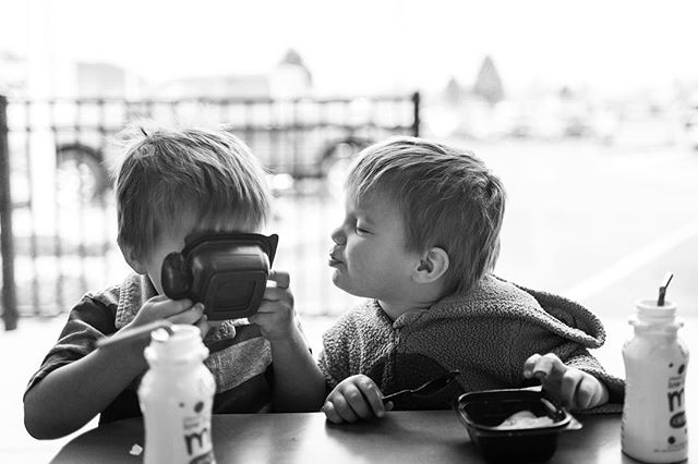 Brothers! #documentyourdays #documentaryfamilyphotography #thedocumentarymovement #dayinthelifephotography #dfpcommunity #shamoftheperfect  #cedarrapidsphotography #cedarrapidsphotographer #documentaryfamilyawards #brothers #brotime #idareyou