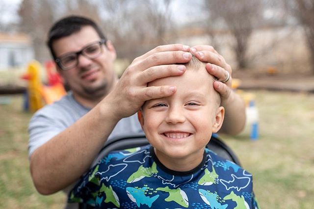 Haircut finished! That didn&rsquo;t hurt. #documentyourdays #documentaryfamilyphotography #thedocumentarymovement #dayinthelifephotography #dfpcommunity #shamoftheperfect  #cedarrapidsphotography #cedarrapidsphotographer #documentaryfamilyawards #dad