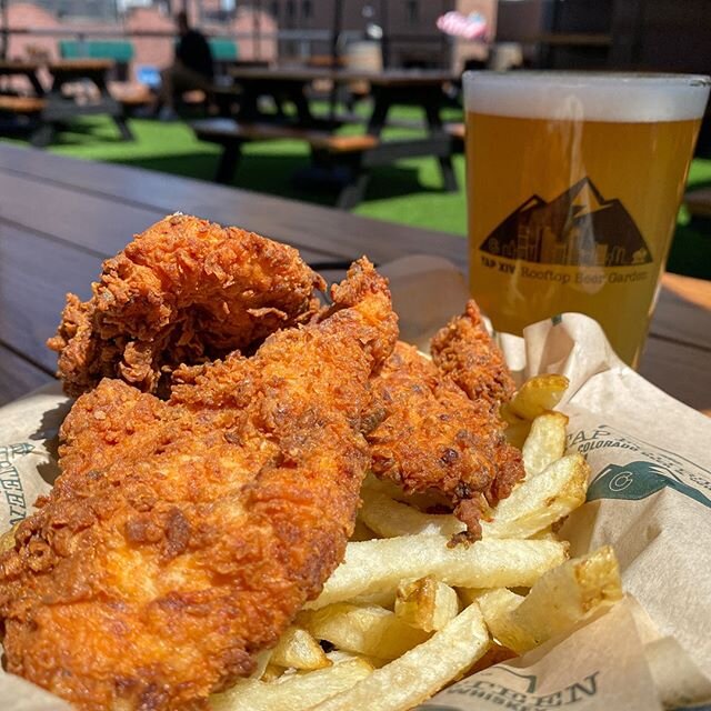 Grab a bite to eat on our rooftop to go with your Colorado beer or whiskey
.
.
.
#tapfourteen #tap14 #coloradowhiskey #whiskey #beergarden #craftbeer #coloradocraftbeer #cocraftbeer #patiodrinking #denver #denvercolorado #downtowndenver #colorado #lo