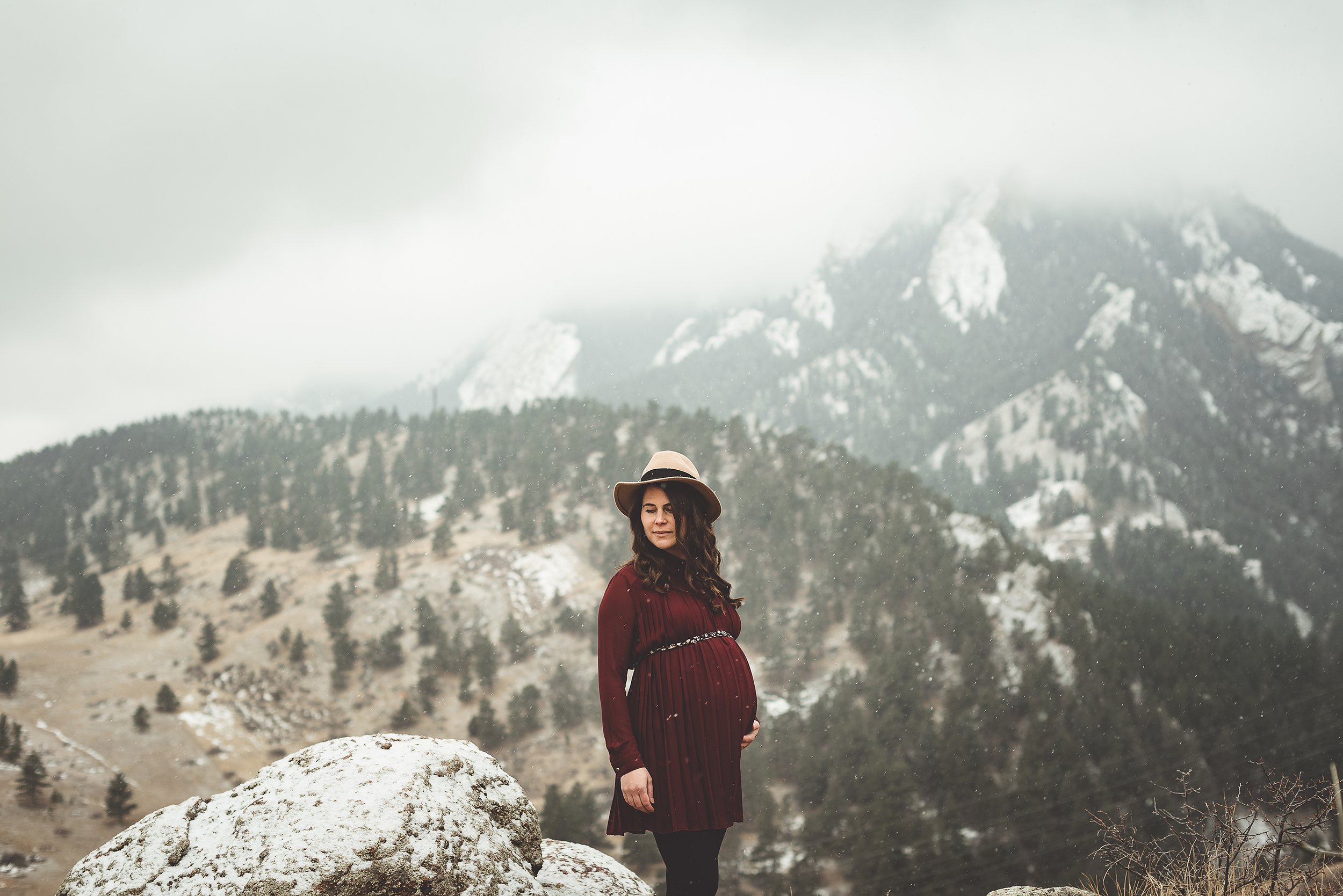 Colorado Maternity Lifestyle Photographer