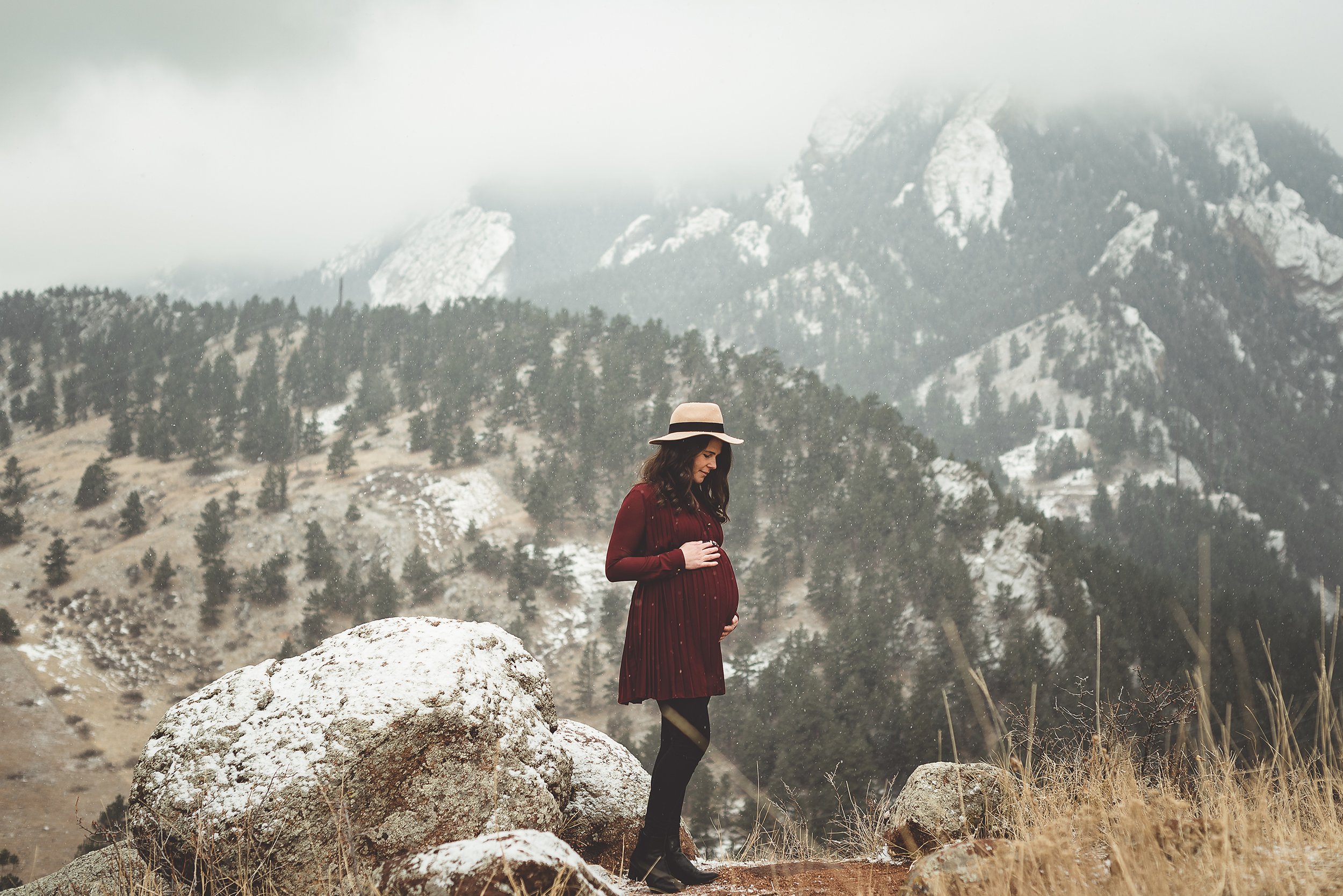 Colorado Maternity Lifestyle Photographer