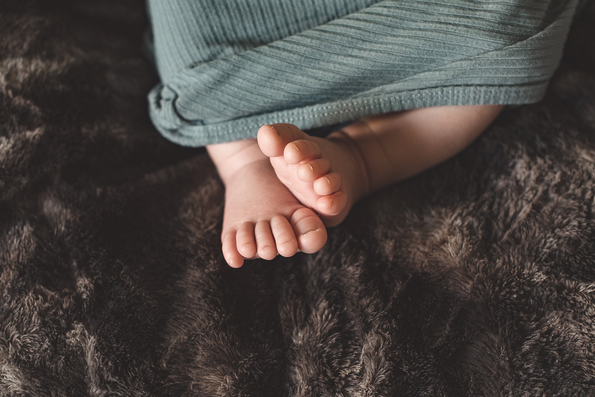 Denver, Colorado Newborn Lifestyle Photographer