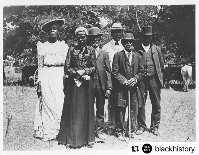 #Repost @blackhistory ・・・
Juneteenth Emancipation Day celebration at Eastwoods Park on June 19, 1900 in Austin, Texas. Courtesy of Austin Public Library.
•
On “Freedom’s Eve,” or the eve of January 1, 1863, the first Watch Ni