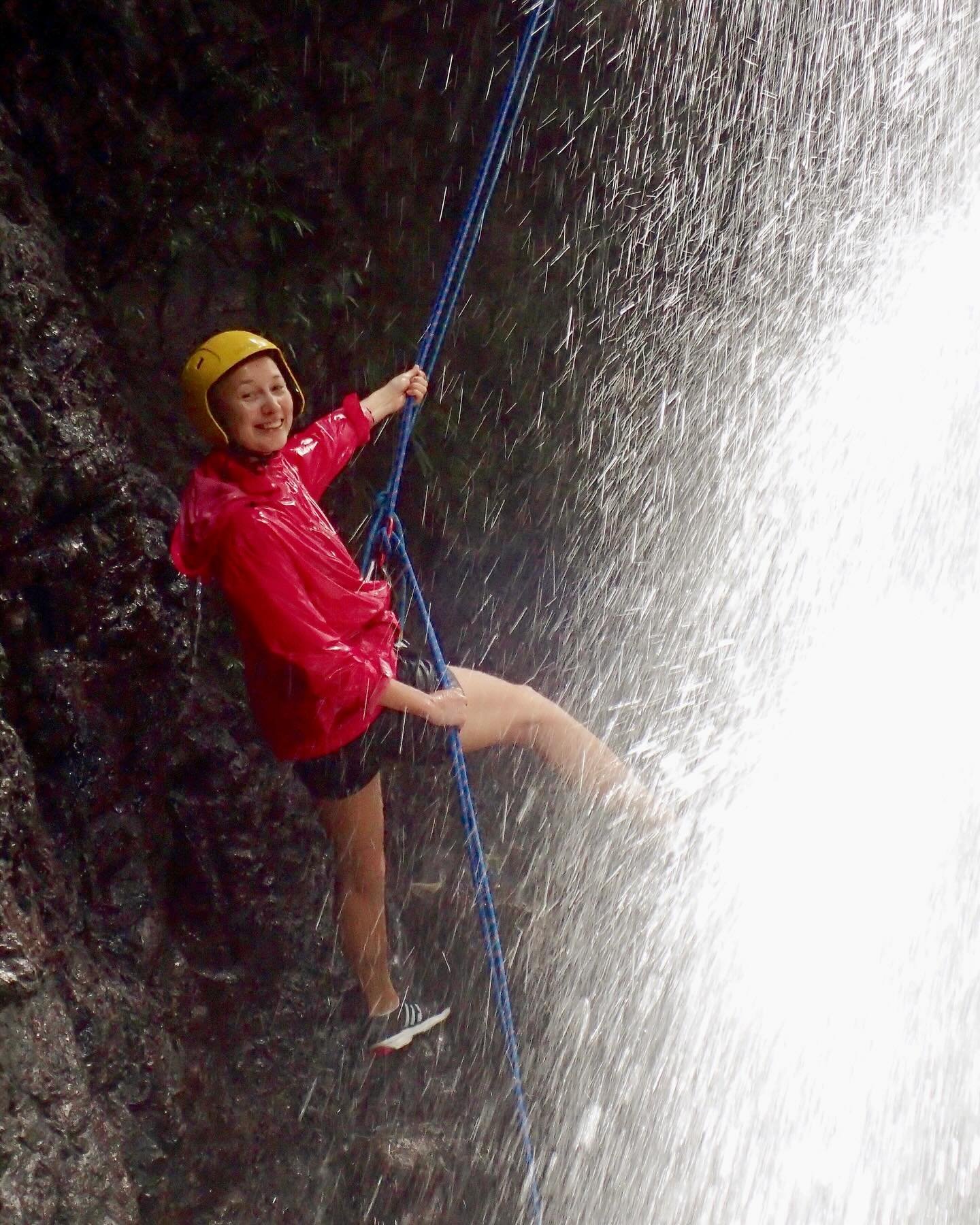Unique adventures in the rainforest! 
.
.
.
#nature #canyon #abseil #barranquismo #rappel #rapel #canionismo
#cursoderapel #adventure #canyoning #canyoning_pictures_instagram
#canyon #canyoneering #canyoningphotography #adventure #naturelovers
#lustf