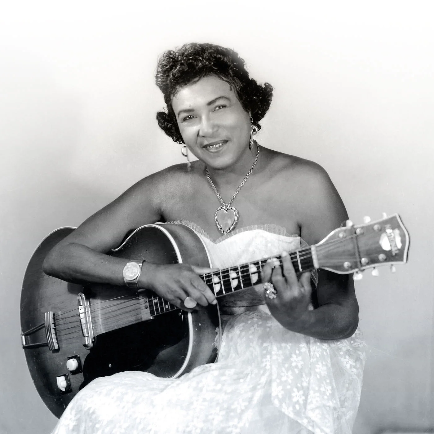 Country blues pioneer Memphis Minnie. Copyright © 1993 Delta Haze Corporation. 