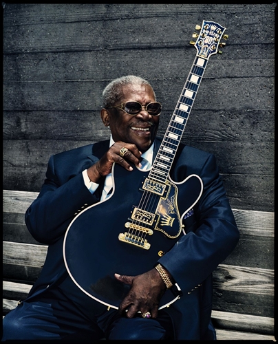  Image of B.B. King and Lucille: Copyright © www.bbking .com.