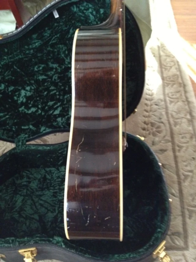 Gibson J45, 1946 Side.JPG