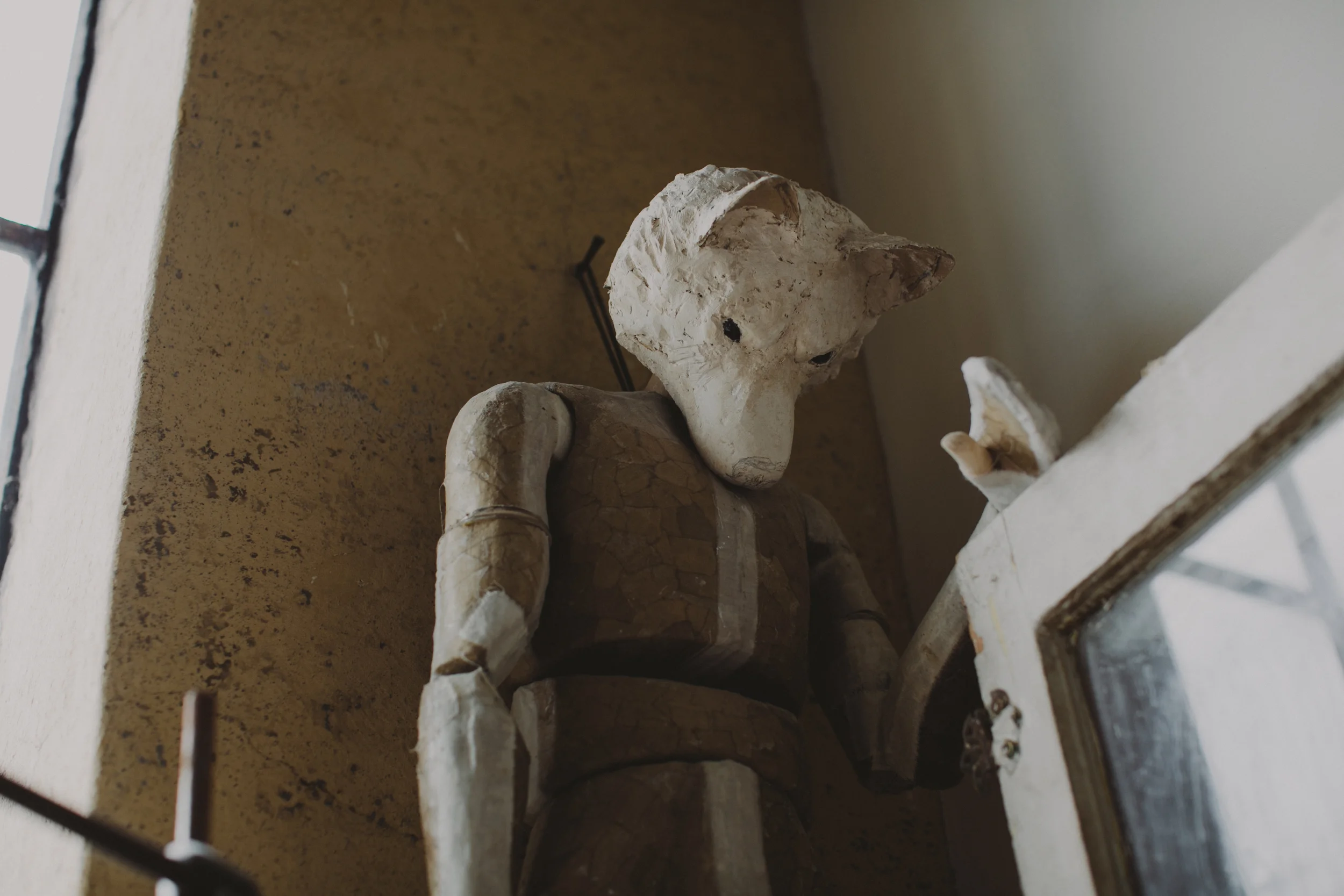 bogart portraits meet the michaels phantom limb 1901.JPG