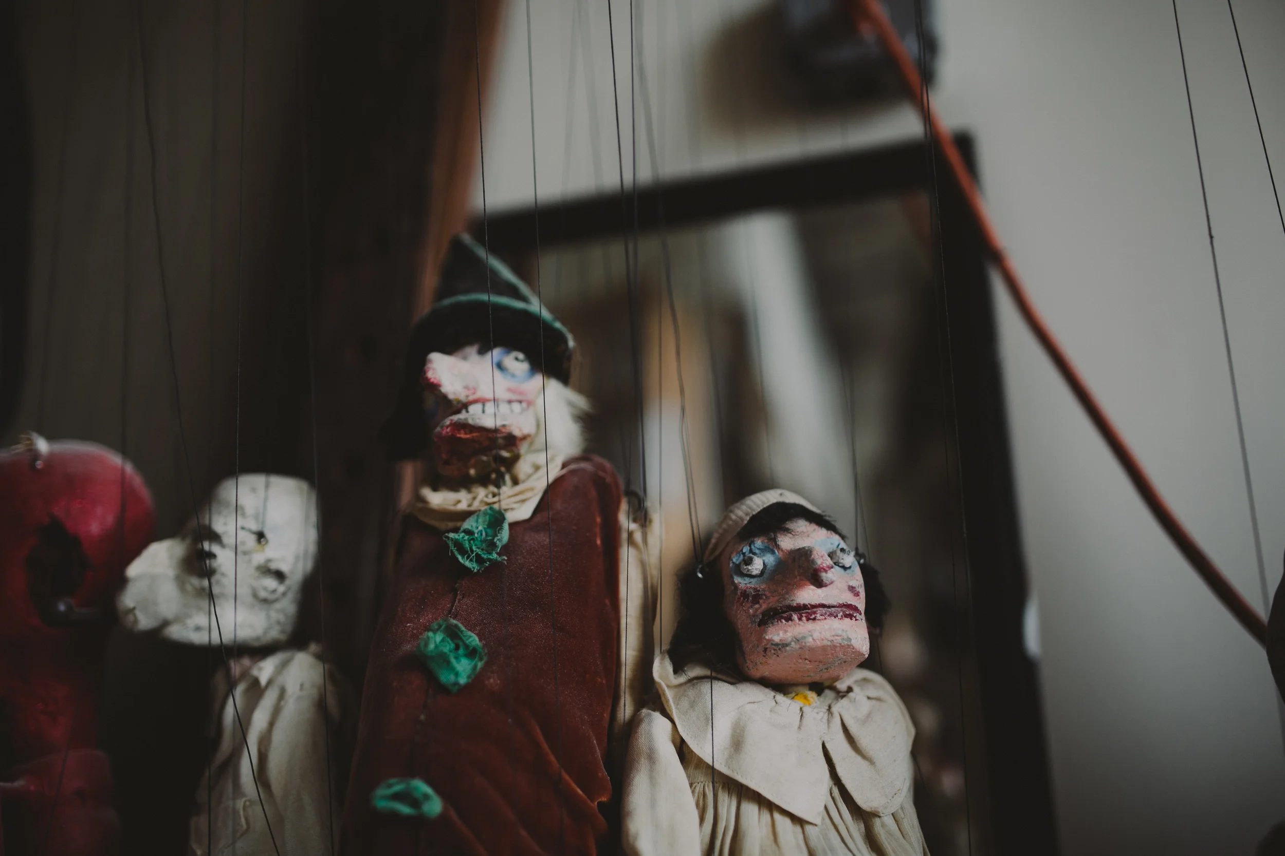 bogart portraits meet the michaels phantom limb 1933.JPG