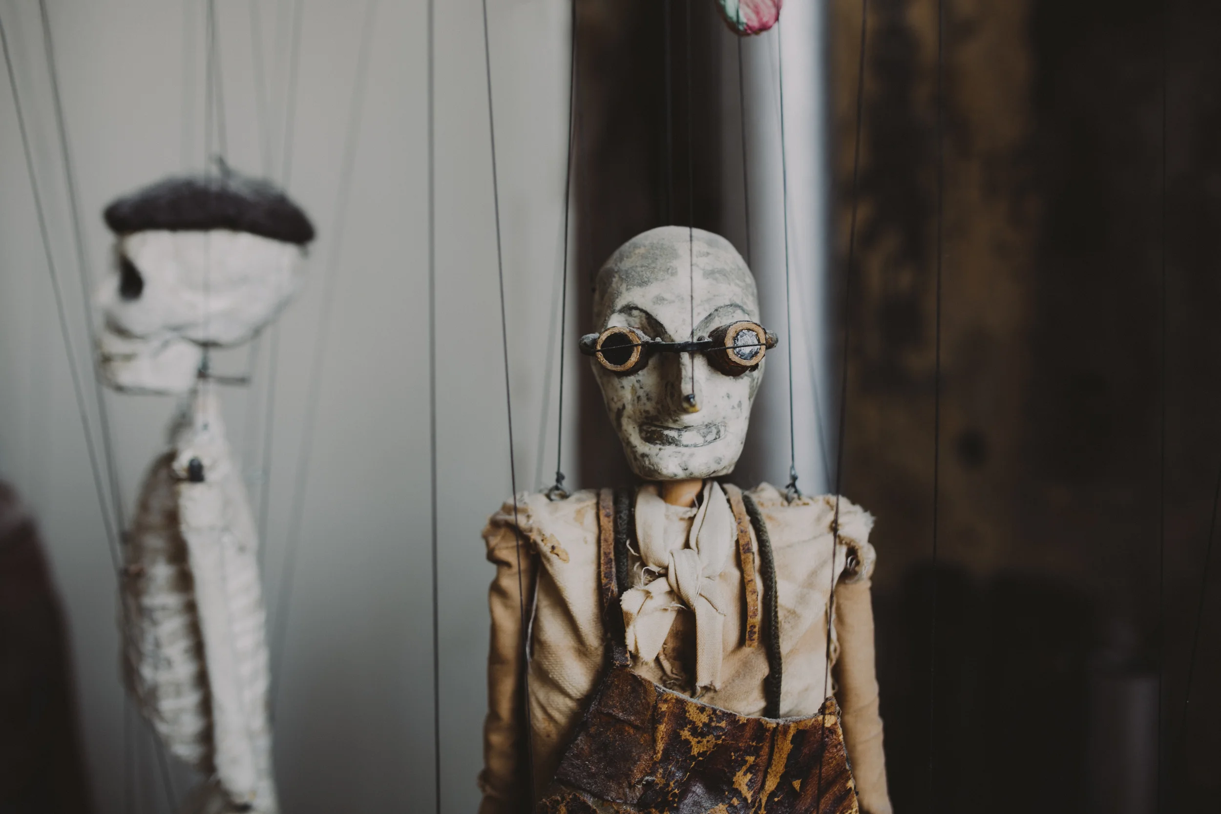 bogart portraits meet the michaels phantom limb 1943.JPG