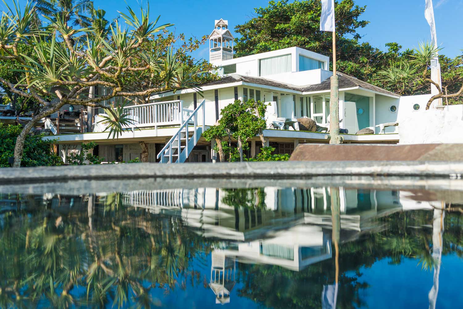 Morabito-Art-Villa-Beach-House-exterior-1-small.jpg