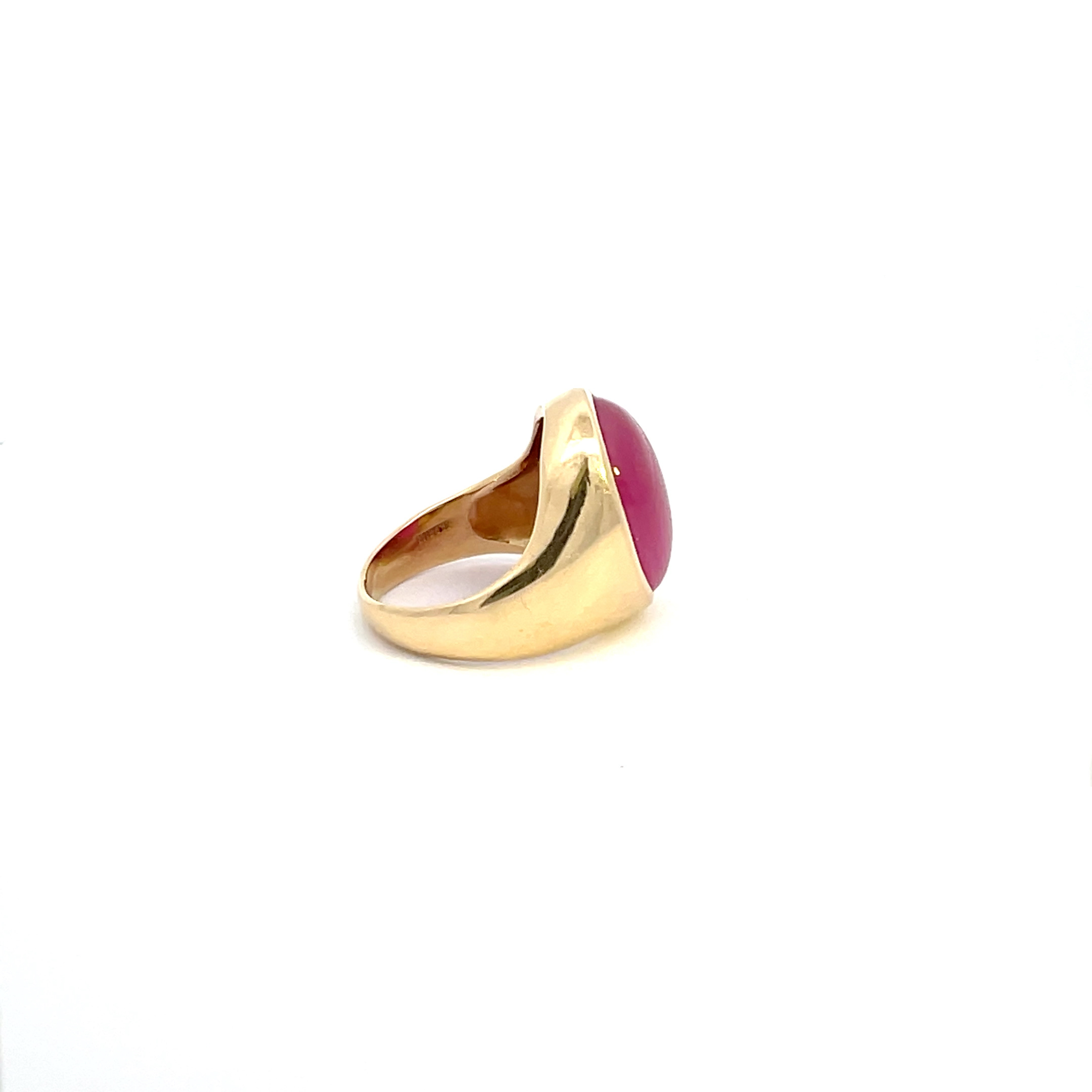 ruby cabochon ring.png