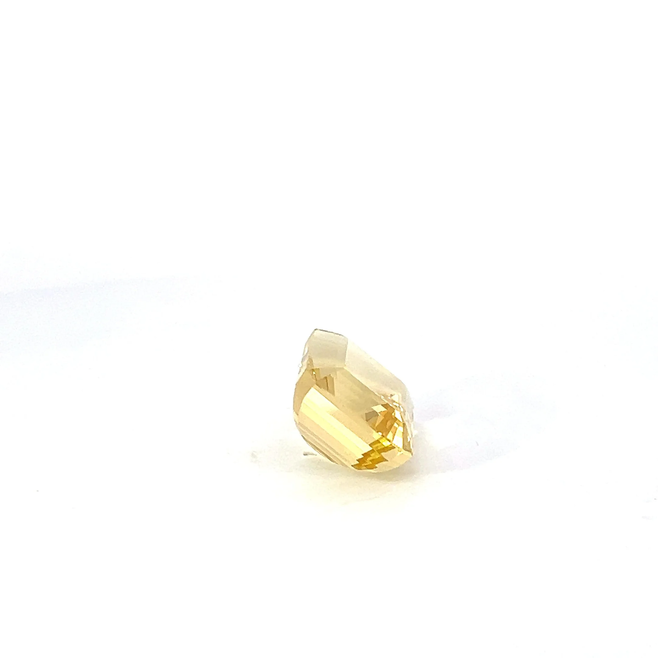 Emerald cut citrine_xl6zido2yad_2025-07-16-12-20-39.jpg