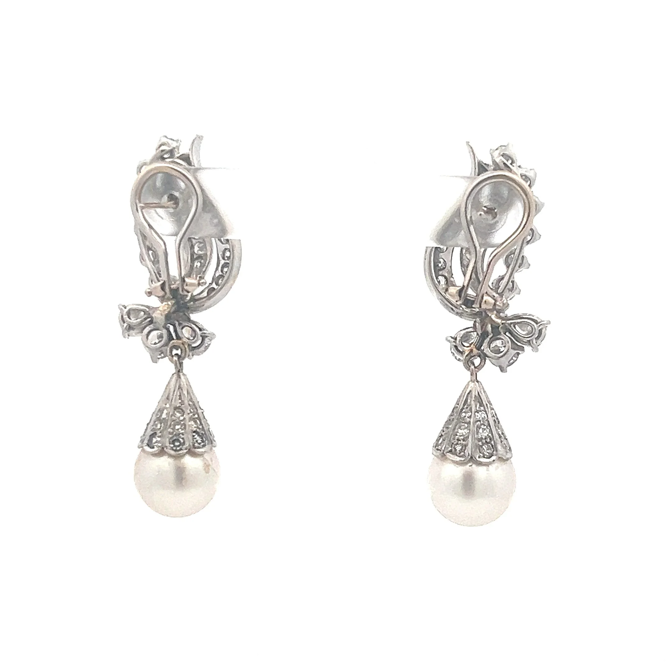 Pearl earrings_ikd9qxahr1_2025-07-01-11-56-26.jpg