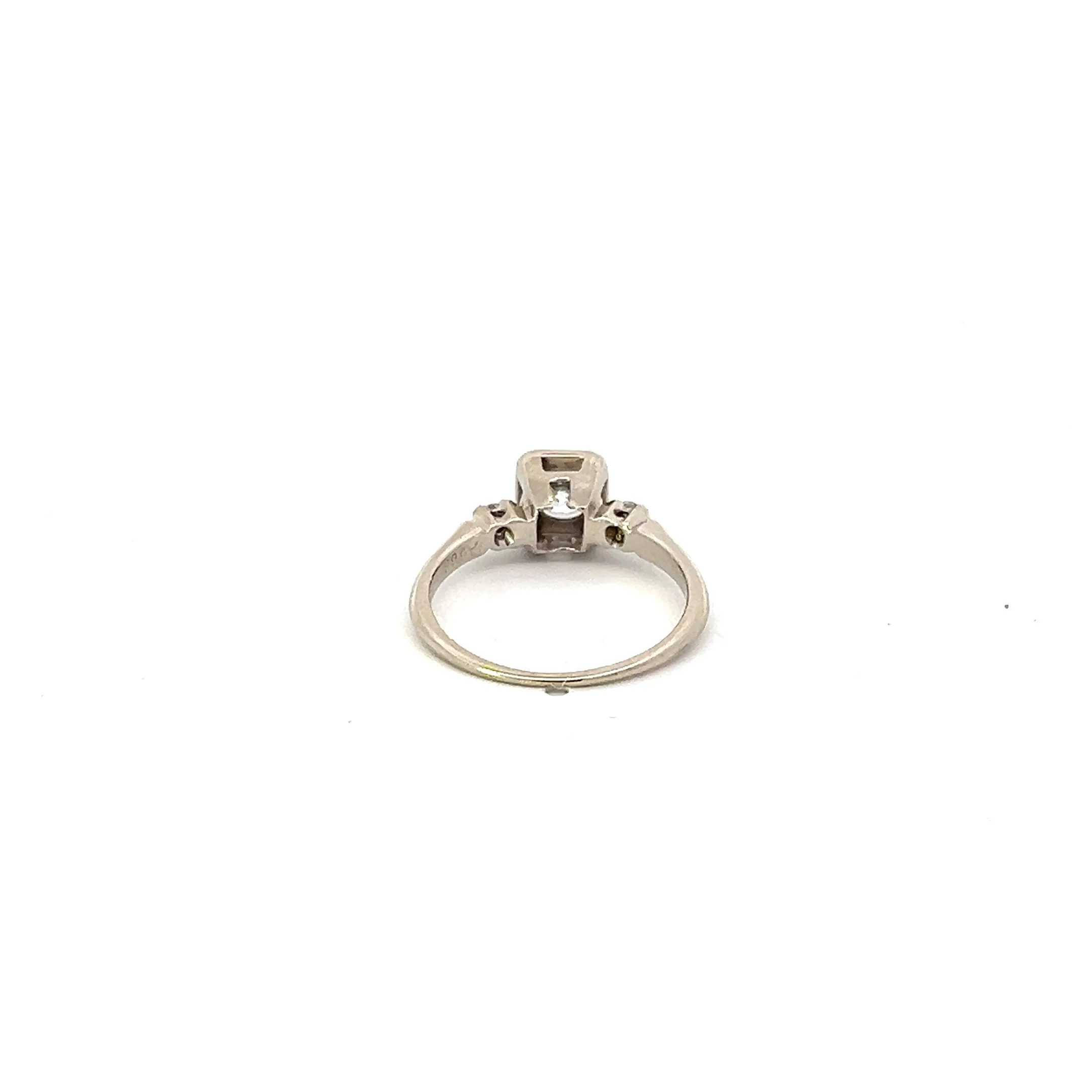 4 prong engagement ring_u3992352lnr_2025-07-08-12-21-45.jpg