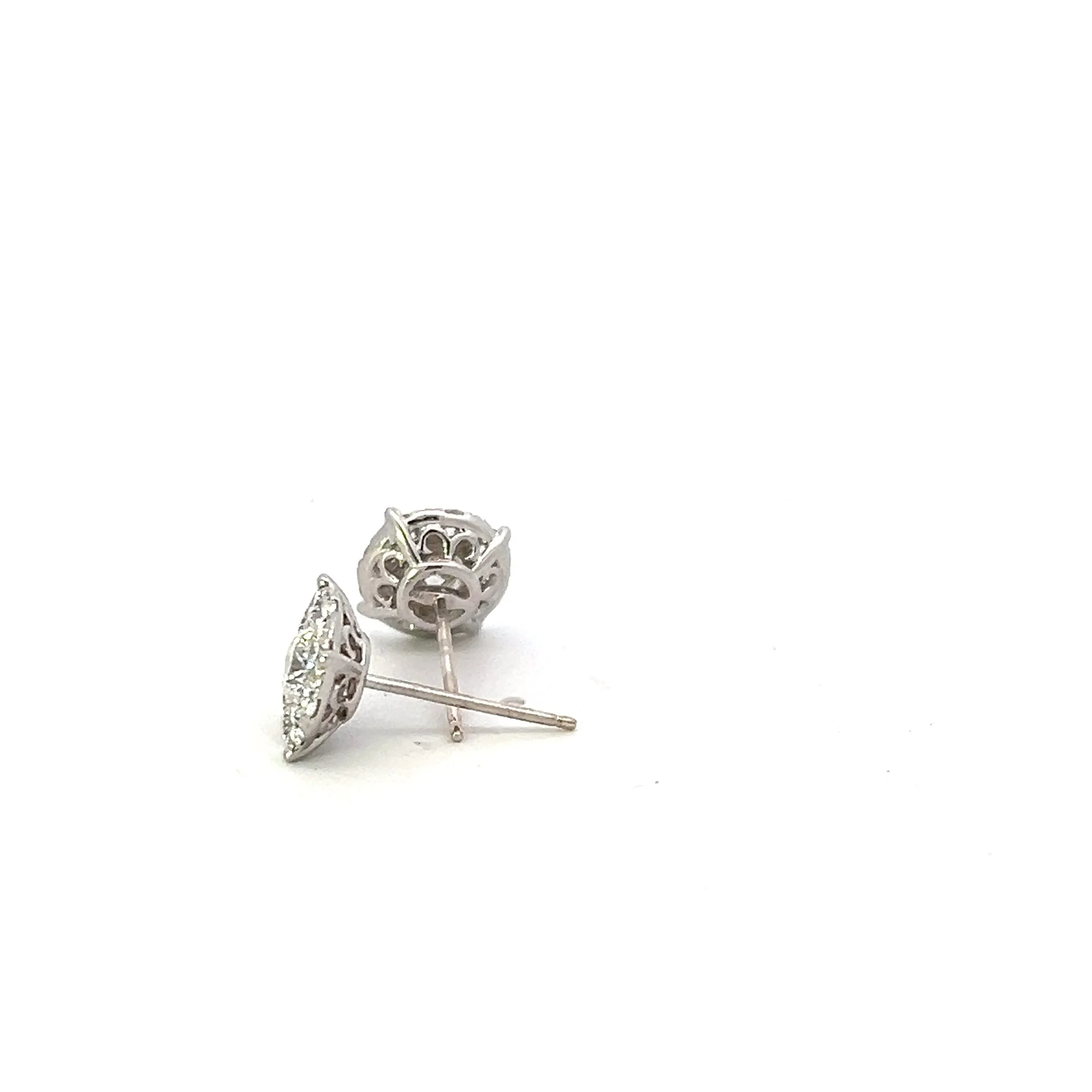 Cluster earrings_dx9r46e7mot_2025-07-24-10-57-52.jpg