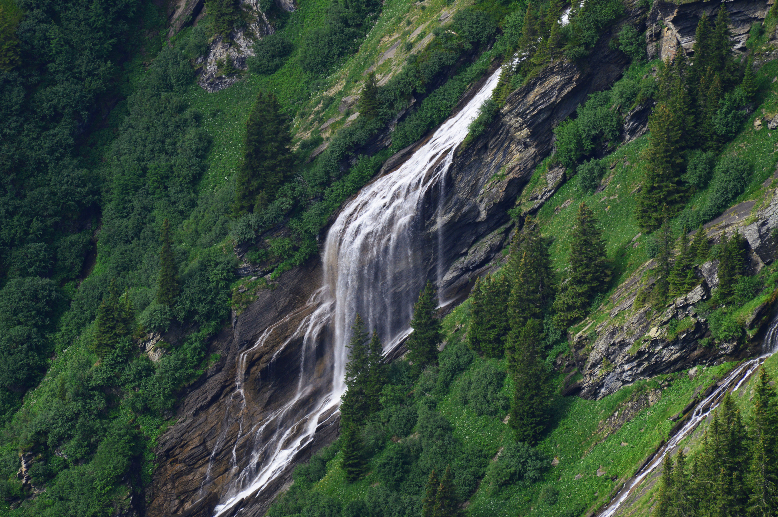 diagonal-waterfall.jpg