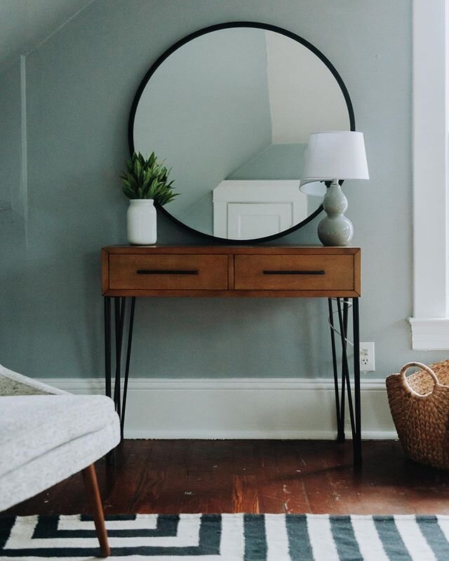 The weather here in Portland has been so sunny and nice this week! Feeling like skipping work to go outside and play. Who&rsquo;s with us? |
:
:
:
:
:
:
#design #interiordesign #interiors #homedesign #homedecor #LTKhome #decor #oregonhome #homestagin