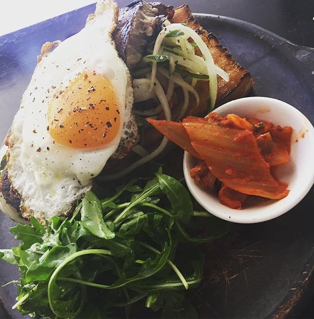 New dish! Beef brisket open sandwich with homemade kimchi, fried egg and cucumber 😛😍 #mountstreetbreakfastbar #foodporn #pertheats #perthcafe #urbanfood #homemade #perthisok #perthfoodie