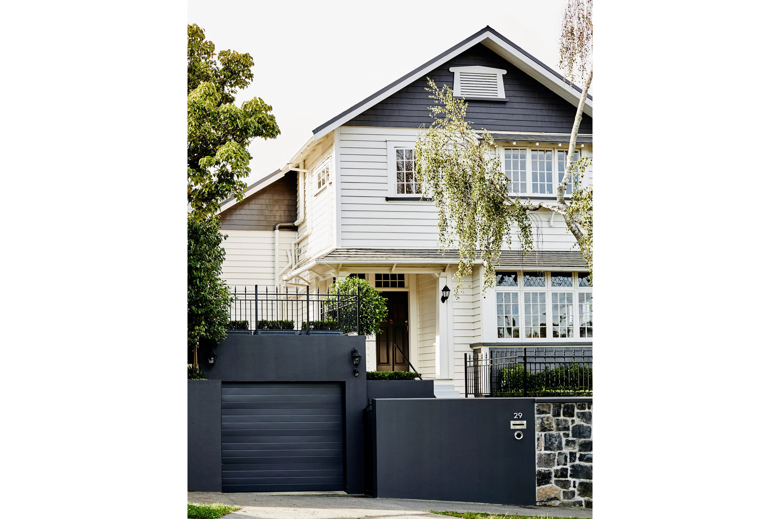 Rennie_Dowsett_Architects_Newmarket_009_long_.jpg