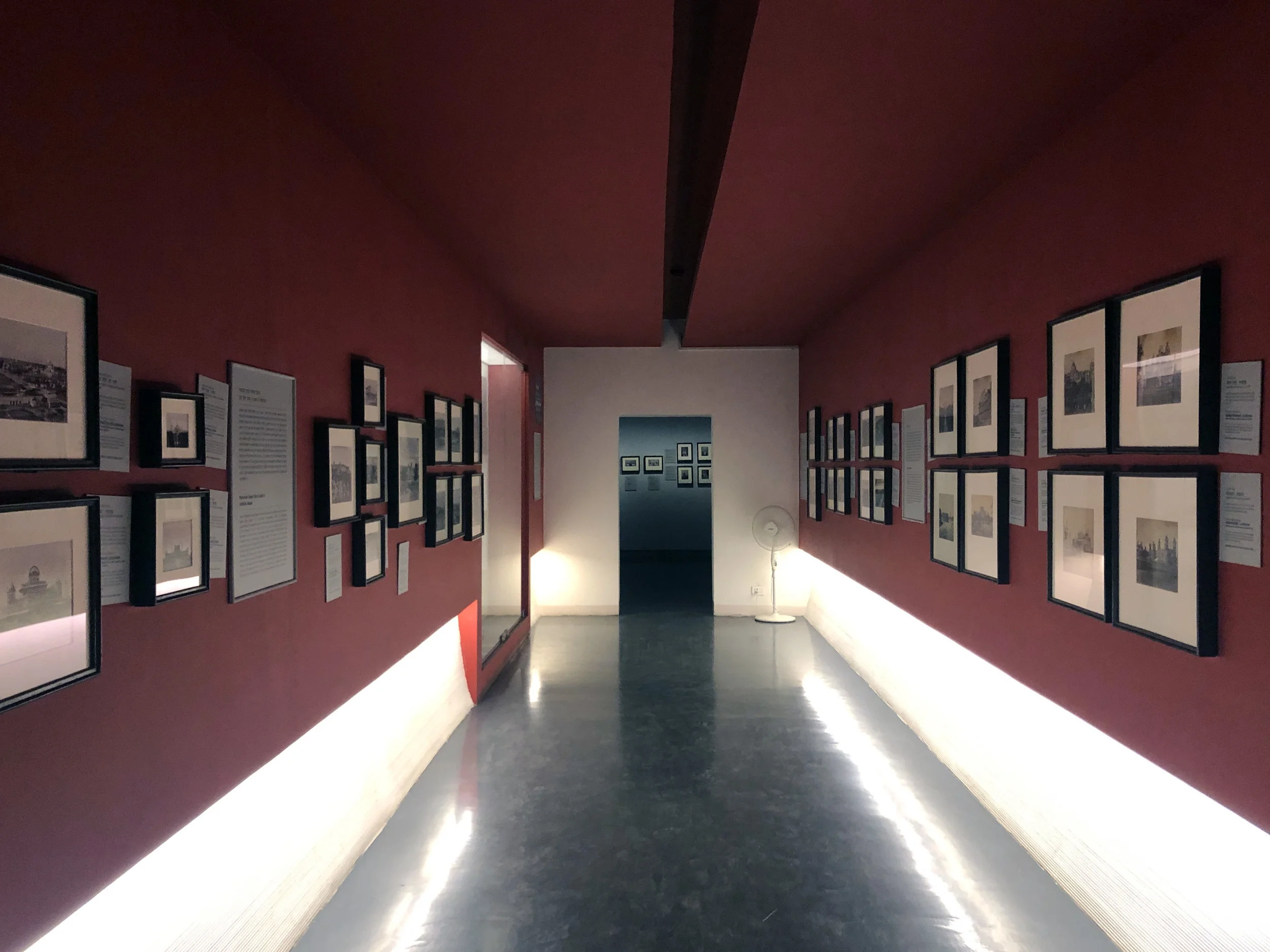 JAIPUR- In Jaipur Anand received an invited to research the Maharaja Sawai Man Singh II Museum archive by director Yunus Kahmani and was wonderfully surprised to be able see the world class gallery which houses the collection curated by Giles Tillotson.