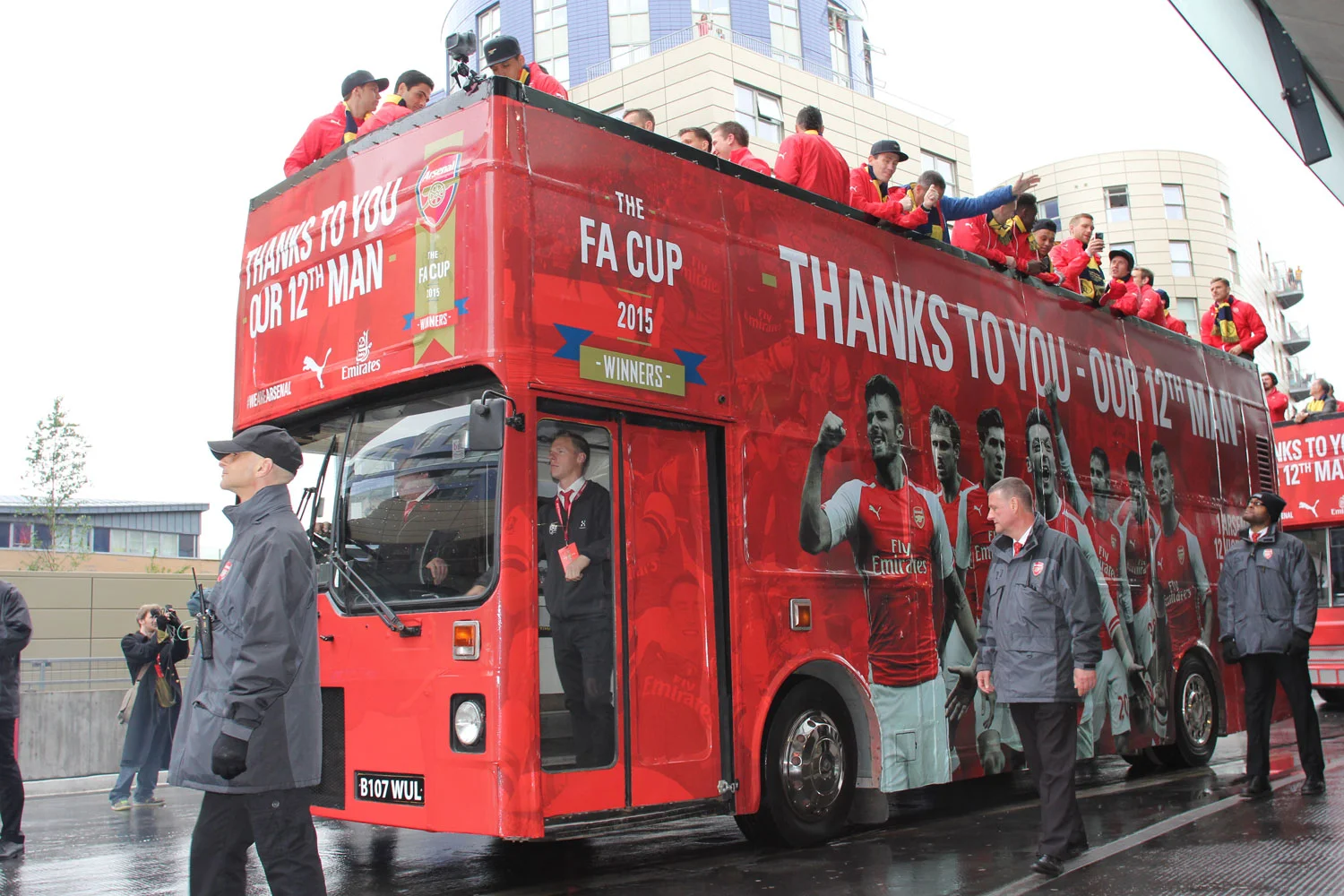 bus_business_arsenal_2015_14.jpg